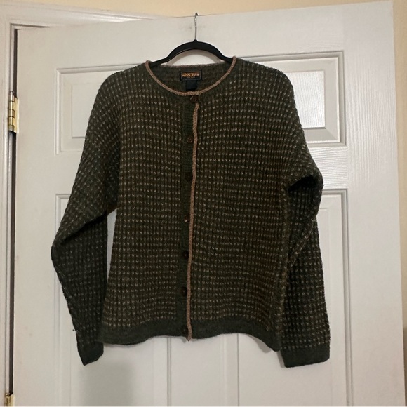 Vintage Woolrich Green Tan 100% Wool Women’s Button-Up Cardigan Sweater Large L - Picture 2 of 7